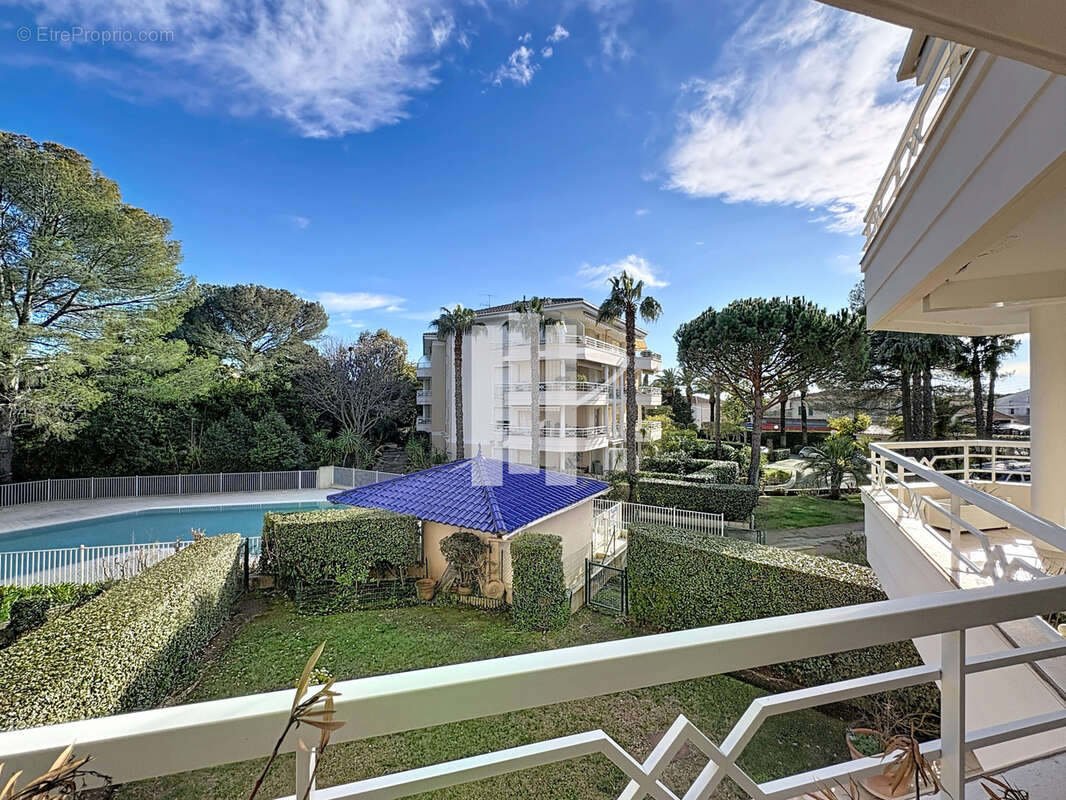 - Appartement type 5 Pièces  - Cœur de Boulouris - Résidence Prestigieuse - - photo 2