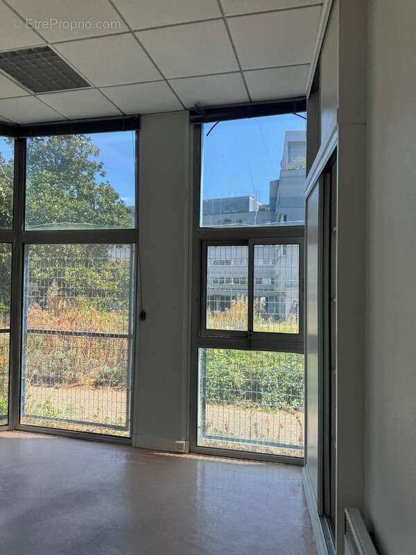 Commerce à GENTILLY