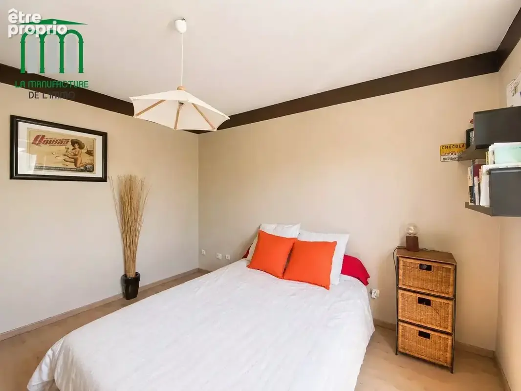 villa de 184m² avec piscine et dépendances / saint-galmier - photo 12