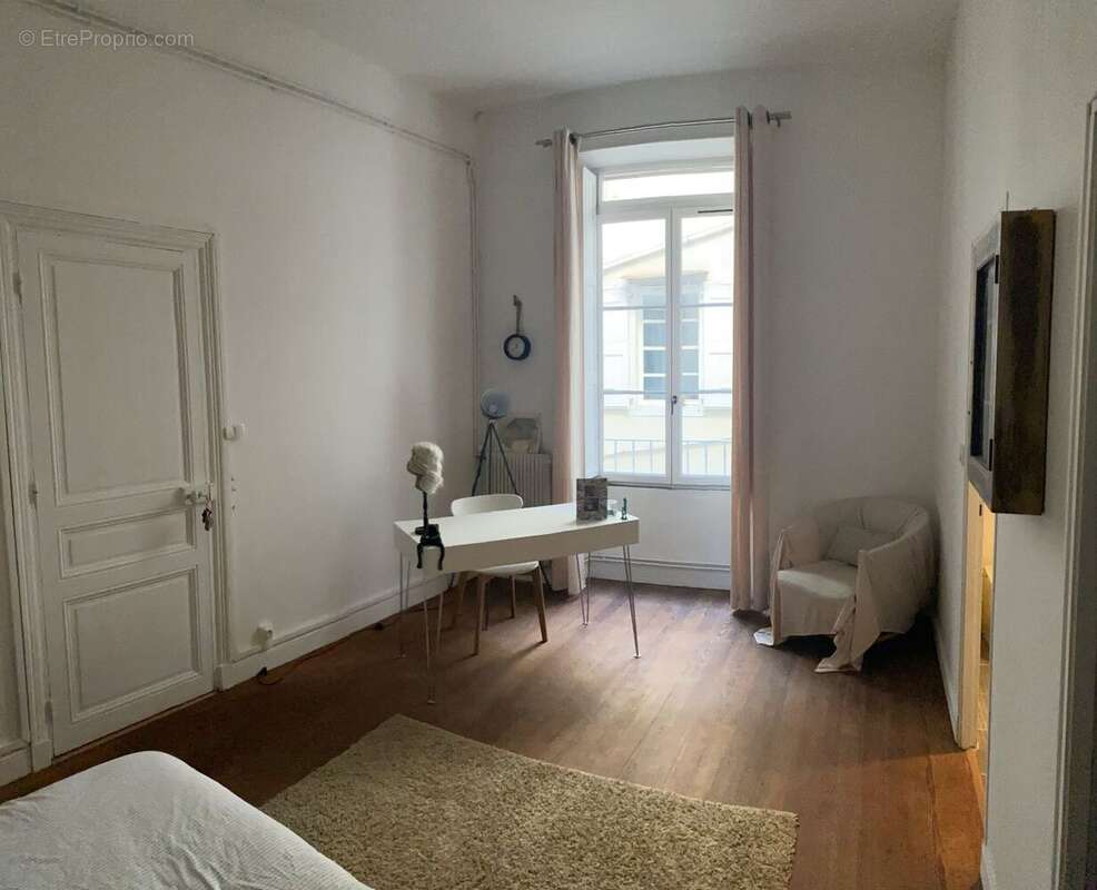 Appartement à CARCASSONNE