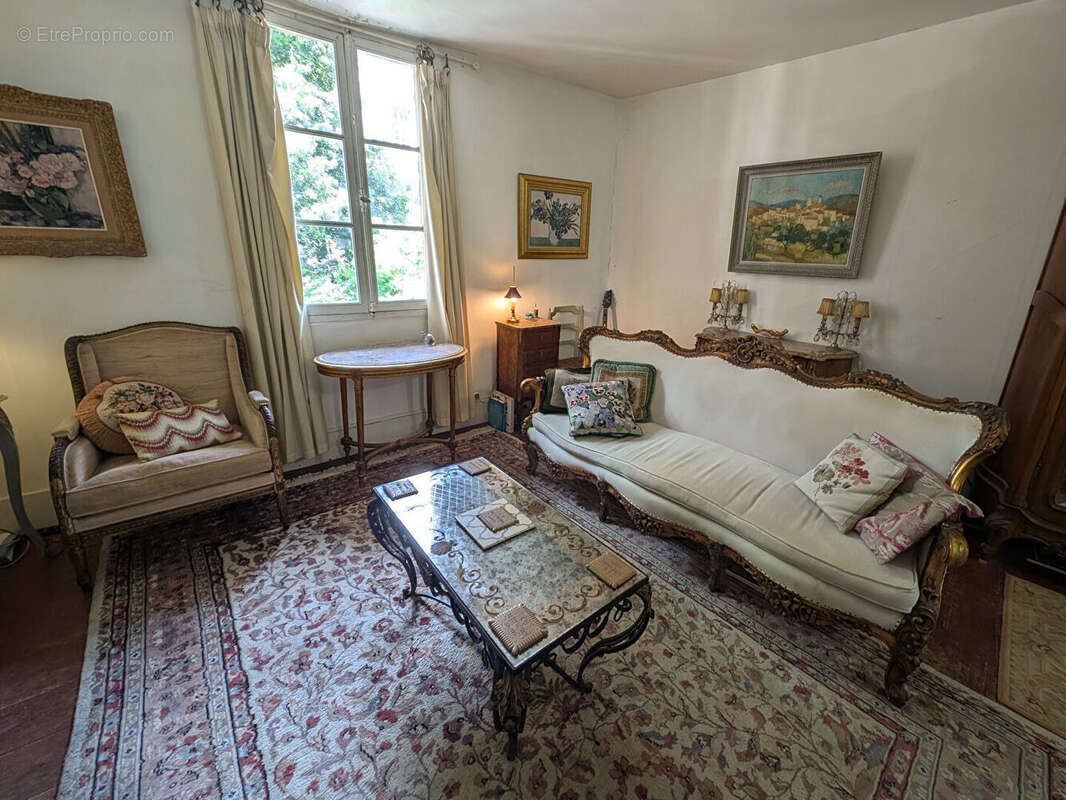 Maison à SAINT-ANTONIN-NOBLE-VAL