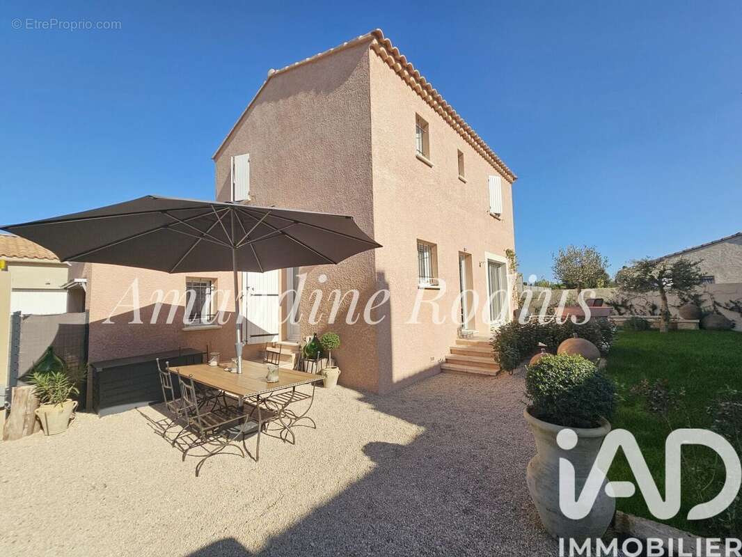 Photo 2 - Maison à GRAVESON