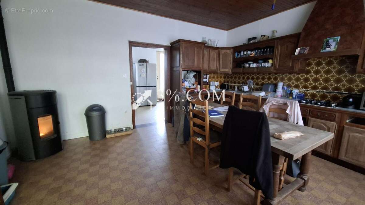 Maison à NEUVILLE-COPPEGUEULE