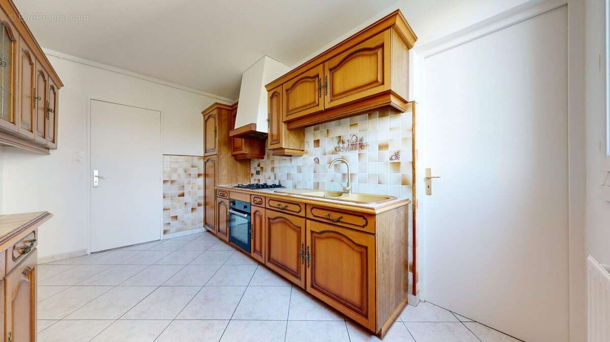 Appartement à OULLINS