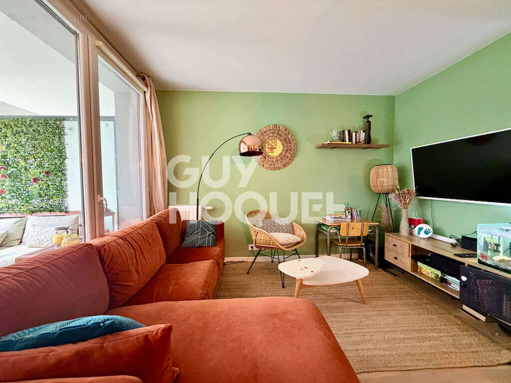 Appartement à COLOMBES