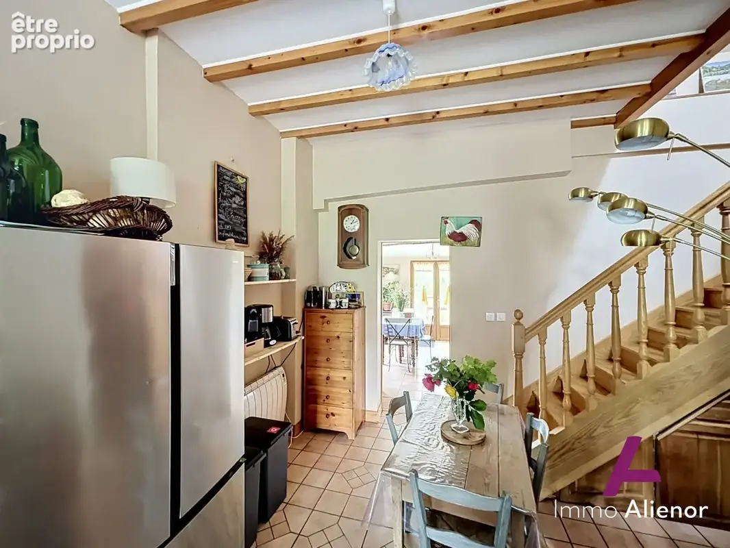 Maison 188 m² à Saint-Martin-De-Gurson  - photo 6