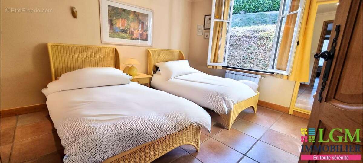 Maison à ALLEMAGNE-EN-PROVENCE