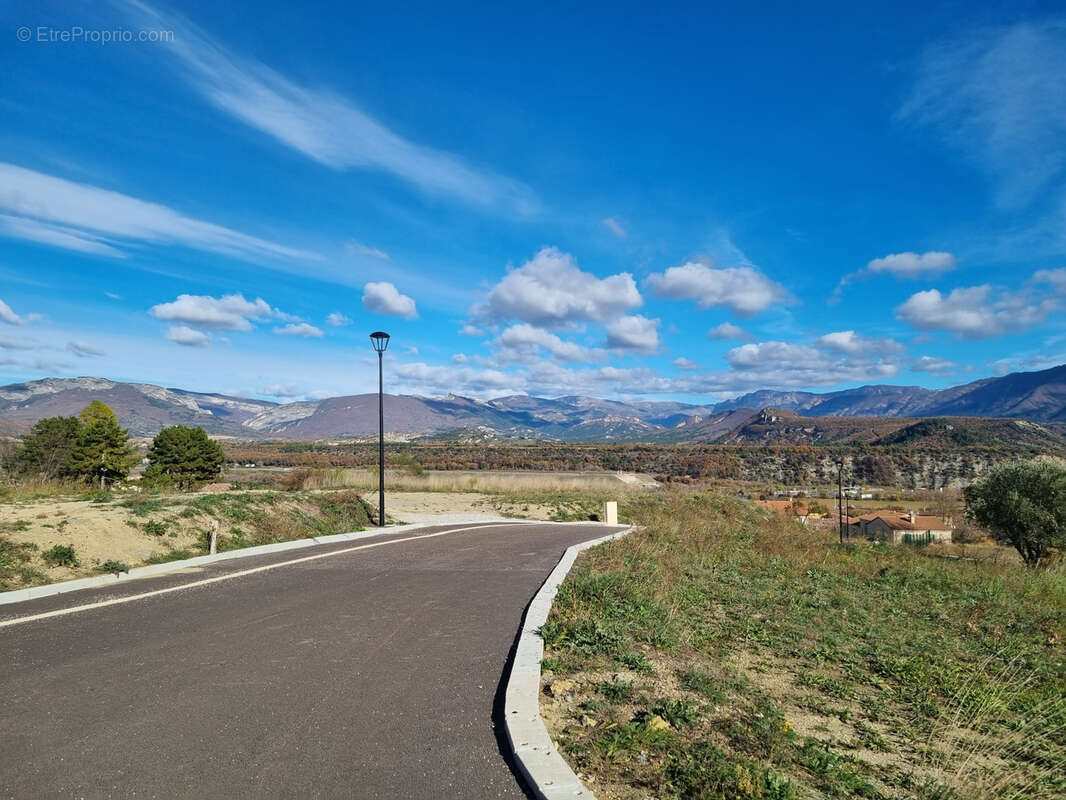 Terrain à AUBIGNOSC