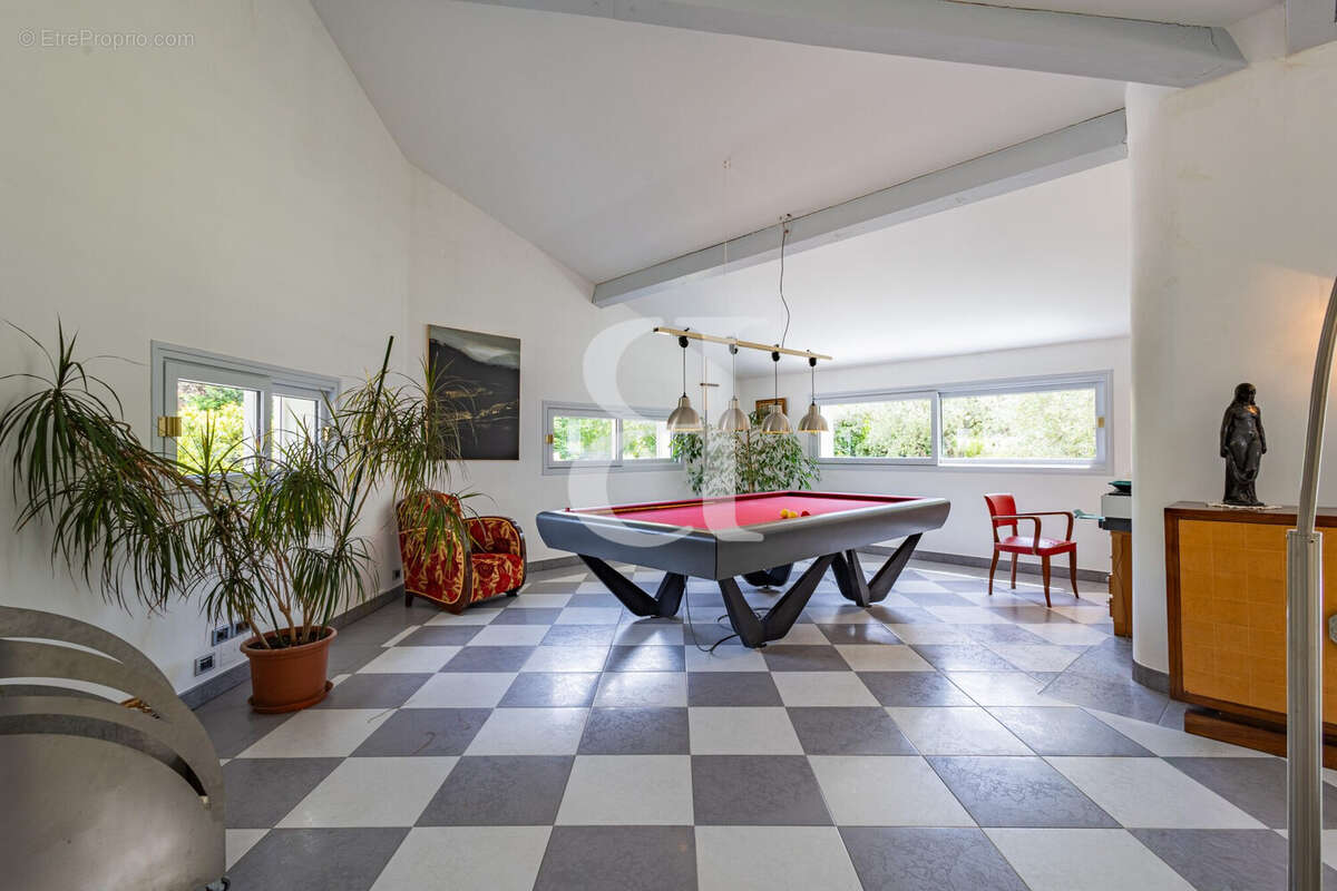 Maison à VAISON-LA-ROMAINE