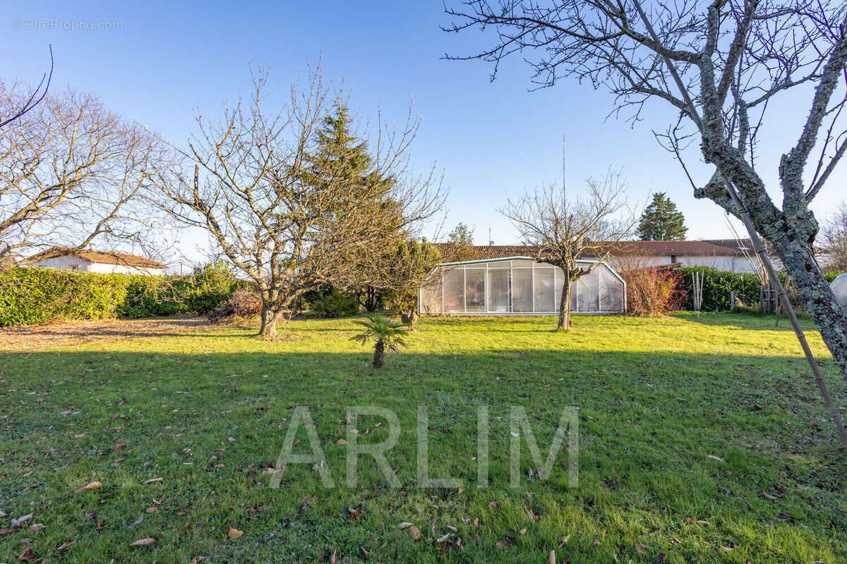 Photo 3 - Maison à VILLETTE-SUR-AIN