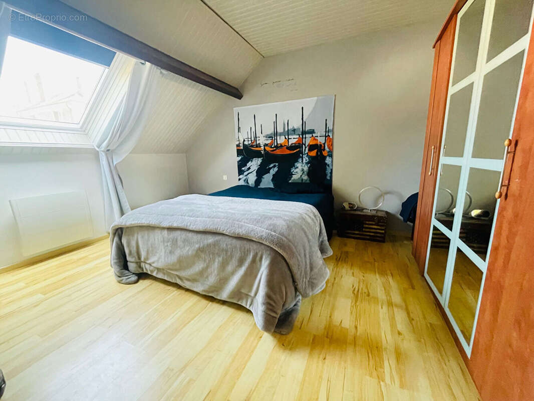 Maison à QUINCY-VOISINS