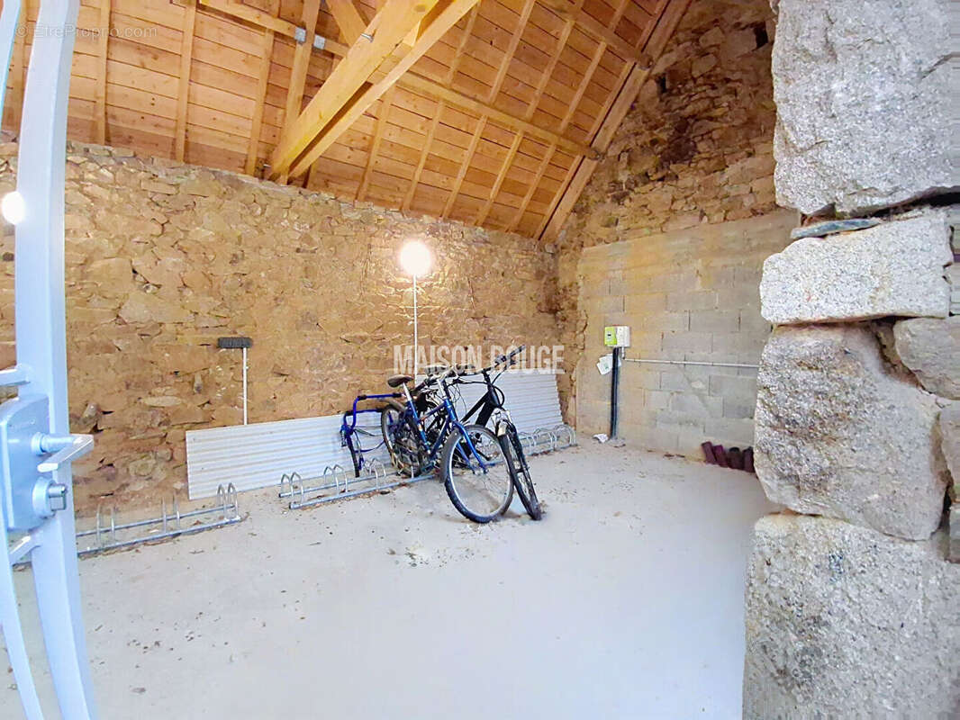RARE A LA VENTE - Appartement de standing récent avec balcon aperçu mer, garage et ascenseur à Trébeurden - photo 16