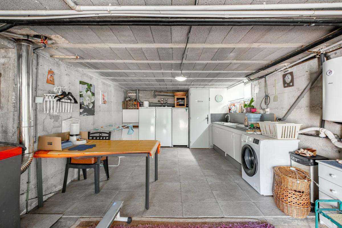 Maison de 4 pièces de 124 m² à Berre-les-Alpes - photo 20