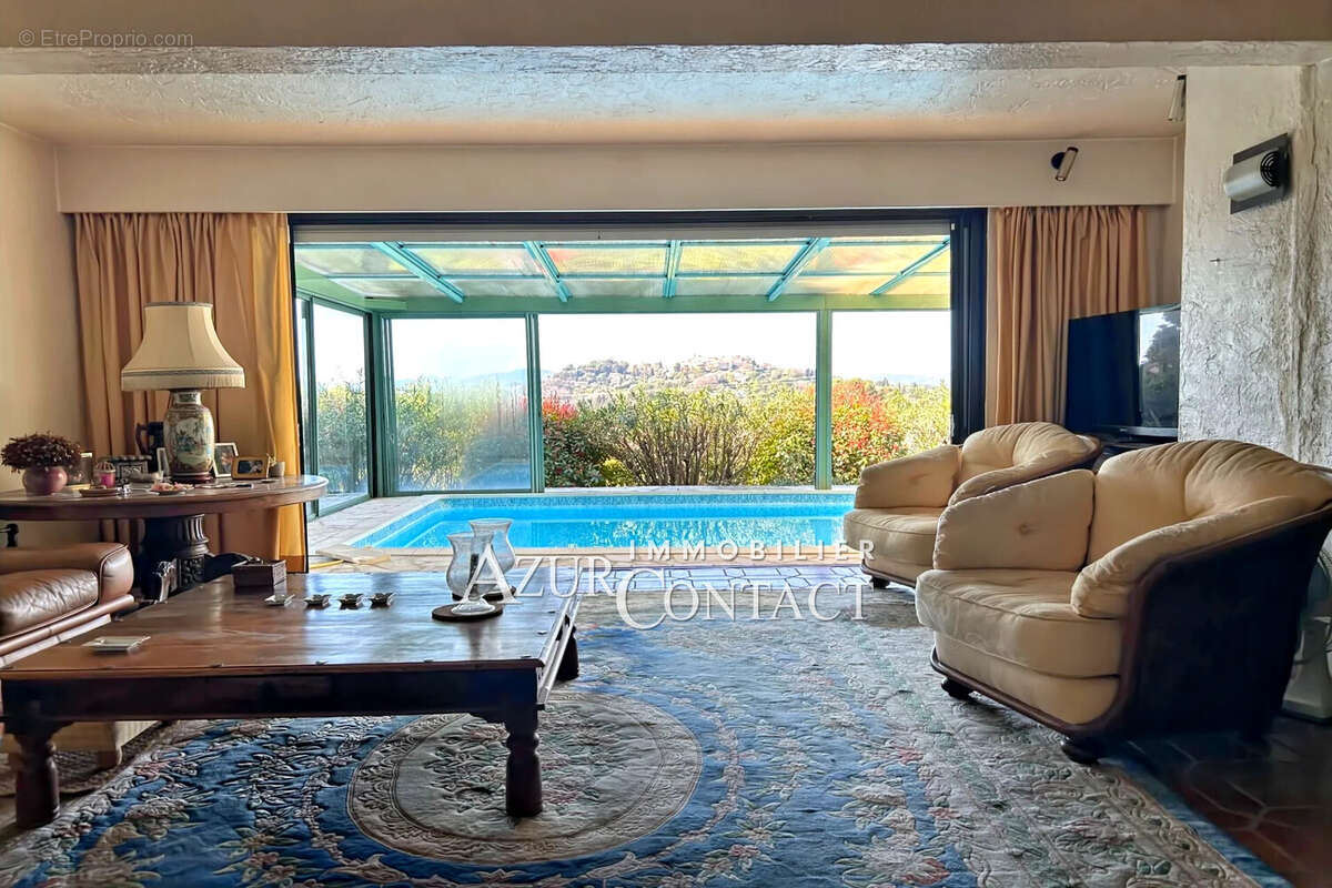 Maison à MOUGINS