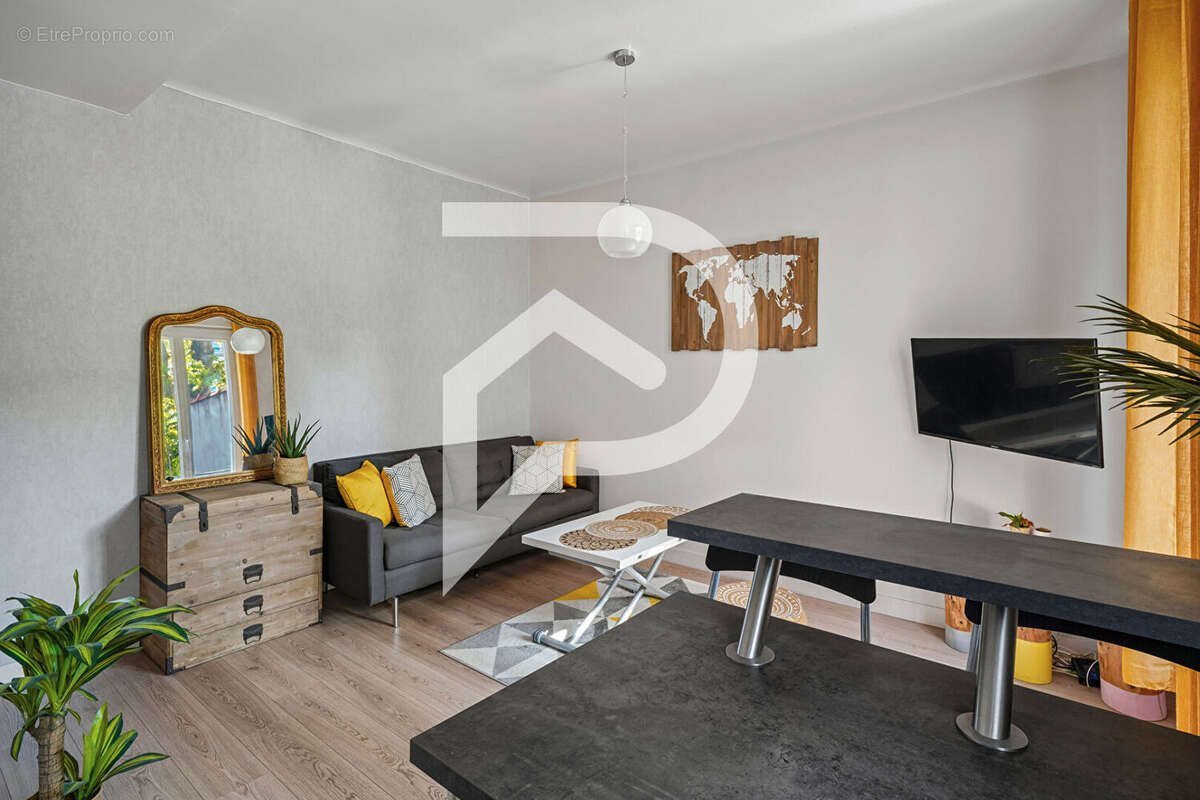 Appartement à BOIS-COLOMBES