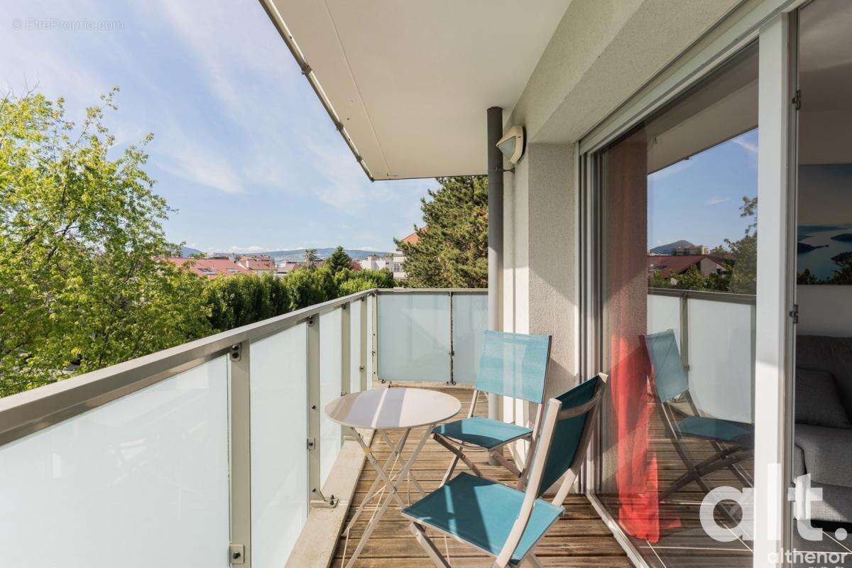 Appartement à Annecy — 2 pièces et terrasse d'angle - photo 4