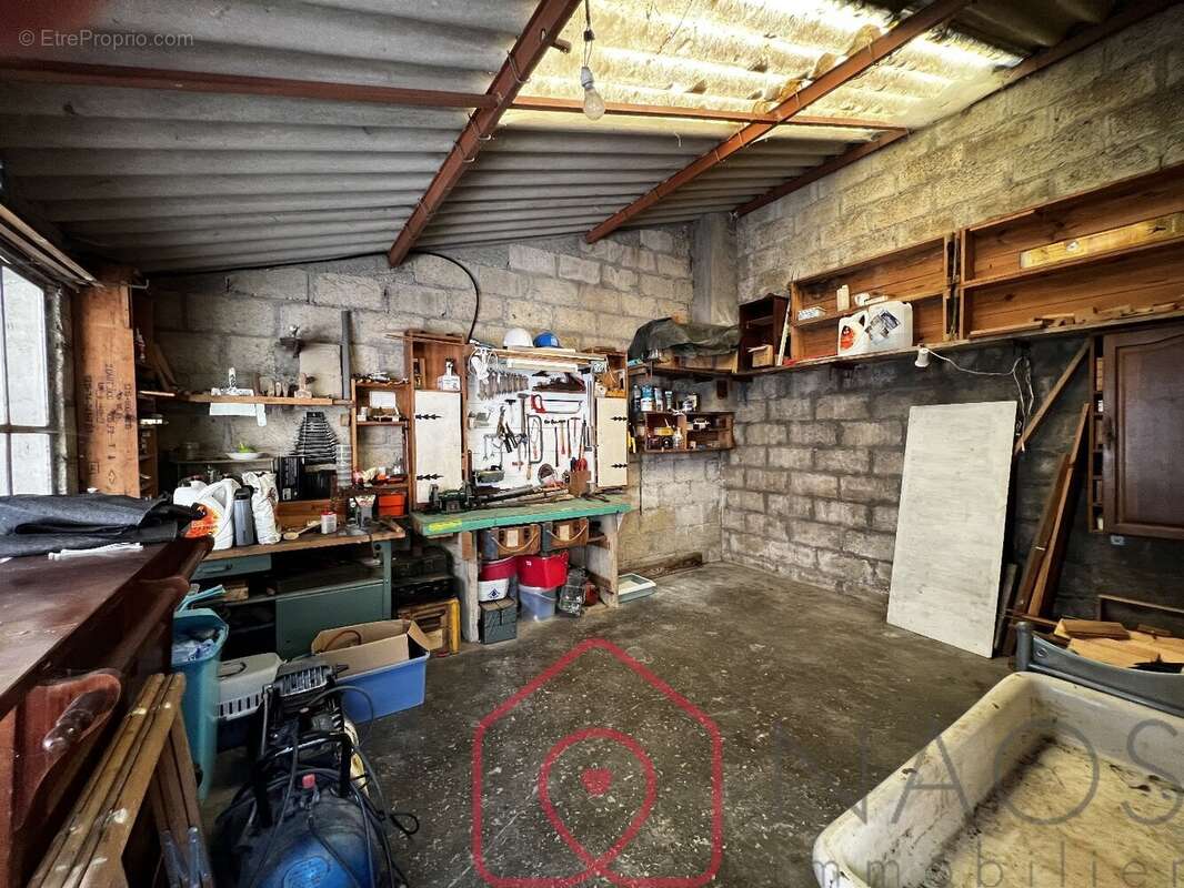 Maison à DONCHERY