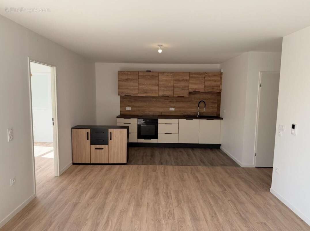 Photo 3 - Appartement à LES PONTS-DE-CE