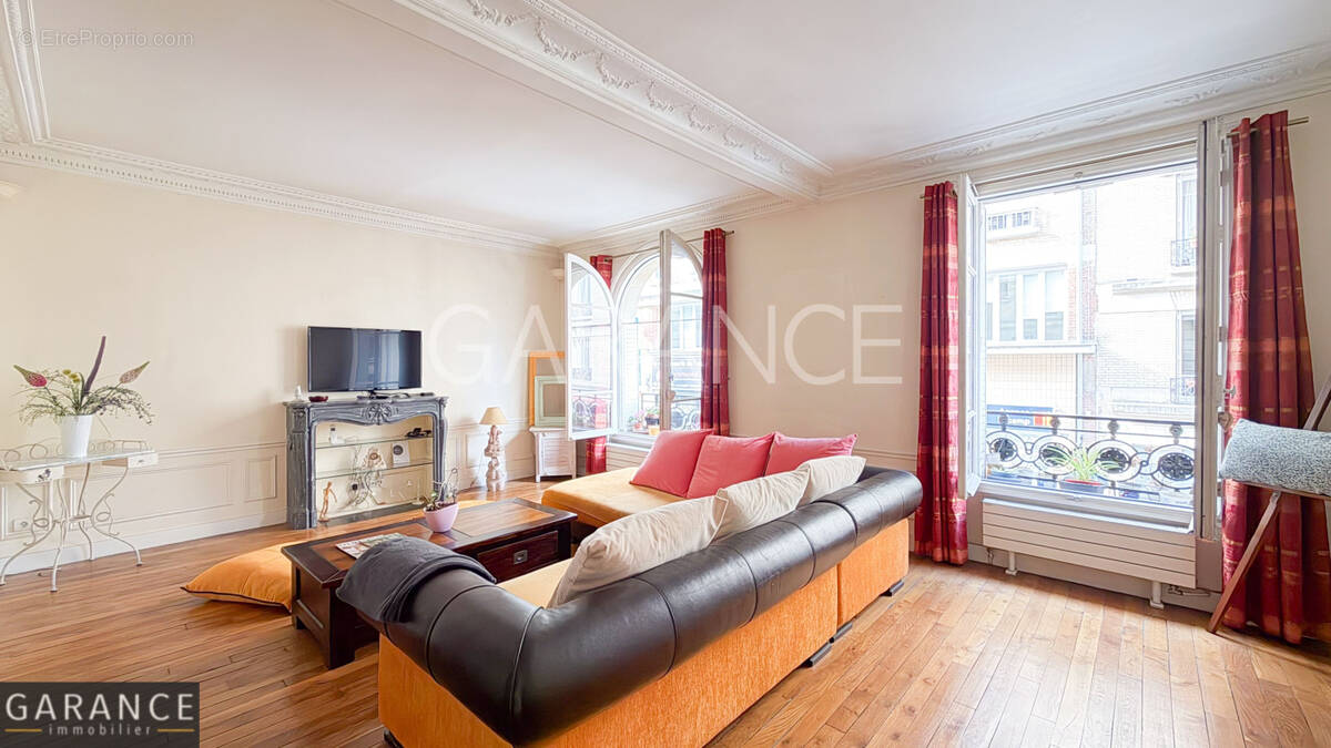 Appartement à PARIS-12E