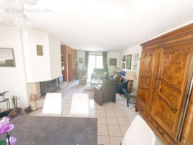 Maison à VAULX-MILIEU