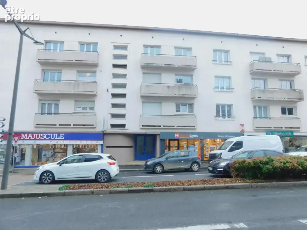 Appartement à FOUGERES