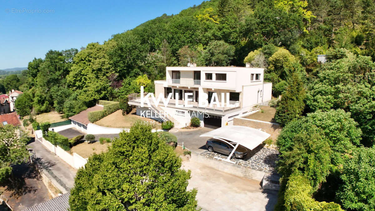 Maison 252 m² à Castelfranc  - photo 5