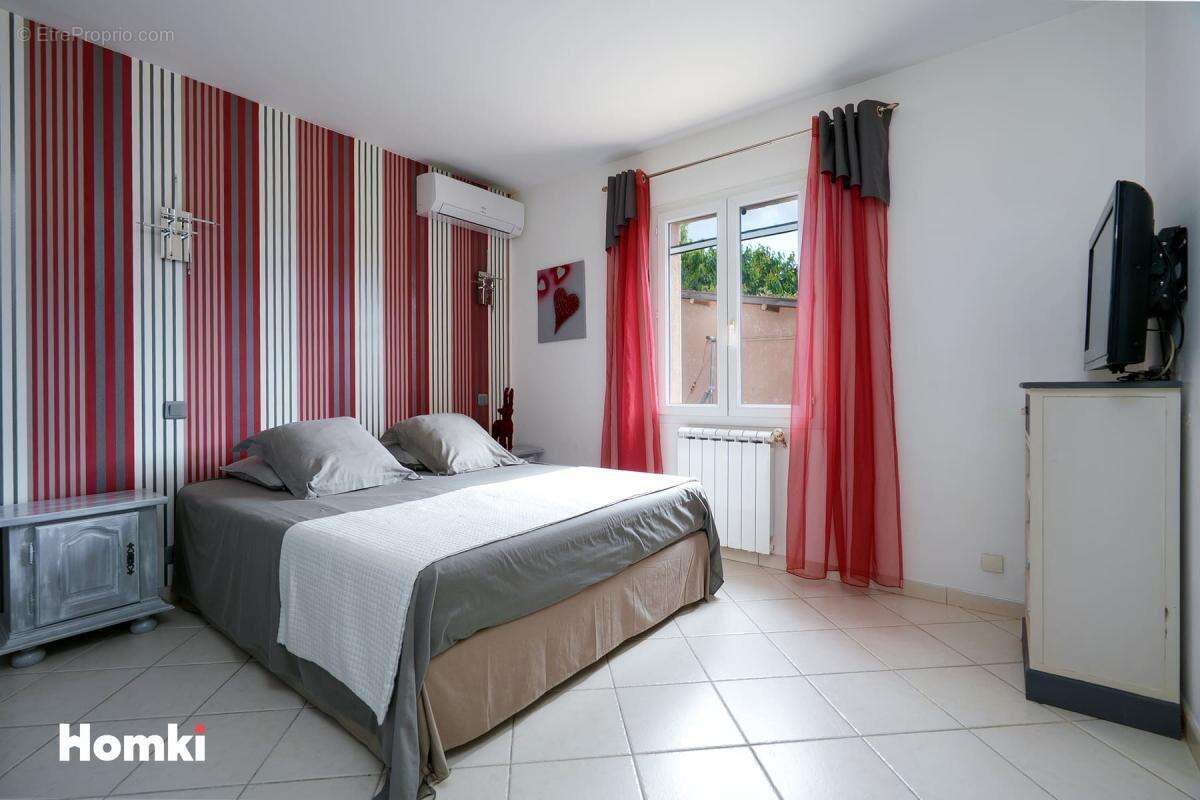 Maison à SAUSSAN