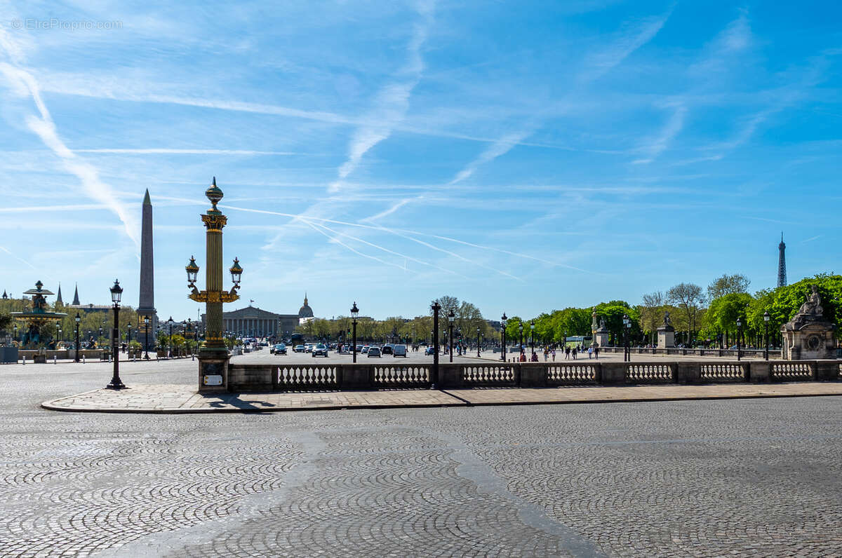 Appartement à PARIS-8E