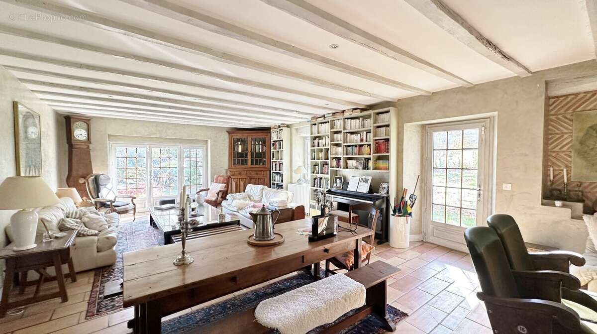 Maison à SAINTE-MARIE-DE-GOSSE