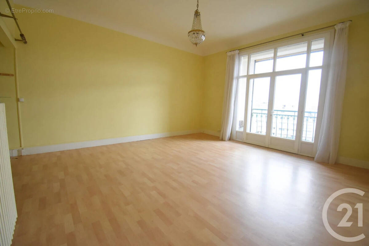 Appartement à VICHY