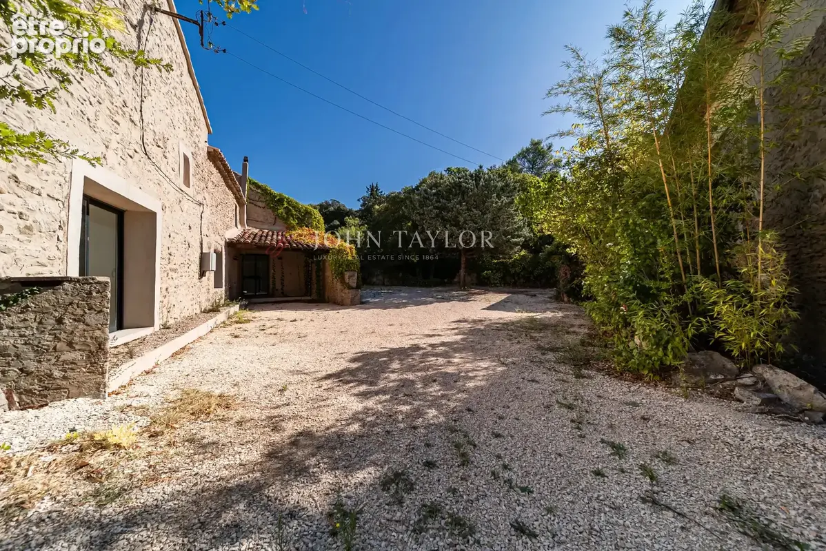 A VENDRE Mas de ville rénové avec maisonnette indépendante à restaurer – L’Isle-sur-la-Sorgue, Provence - photo 11