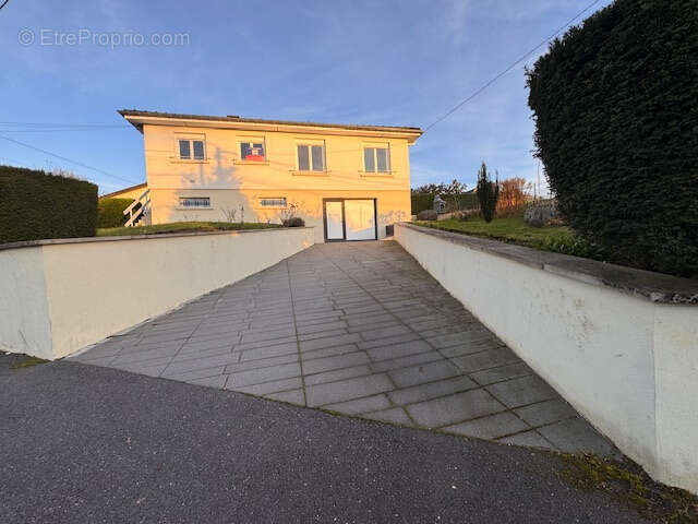 Maison à LONGUYON