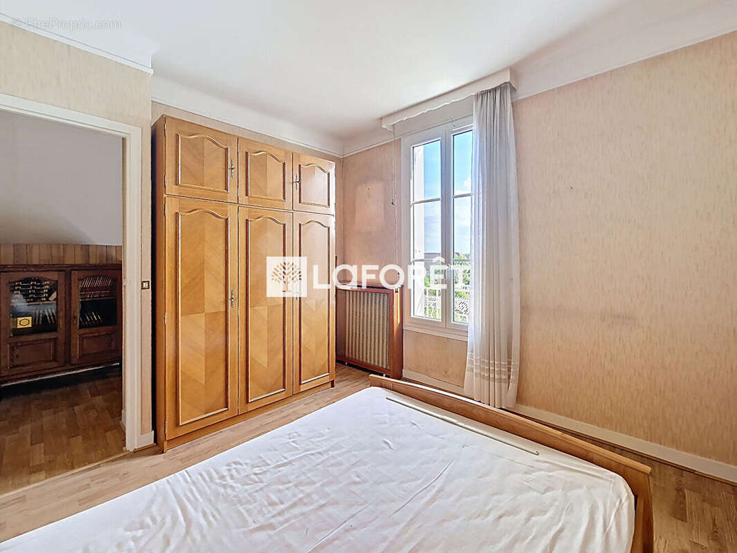 Maison à BONNEUIL-SUR-MARNE