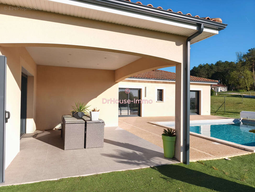 Maison 200 m² à Trelissac  - photo 13