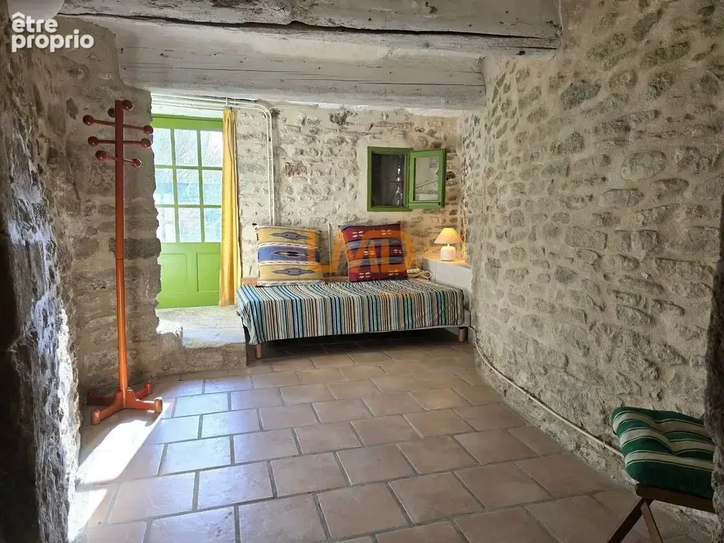 Authentique mas du 18ᵉ à Gordes avec piscine et vue panoramique - photo 14