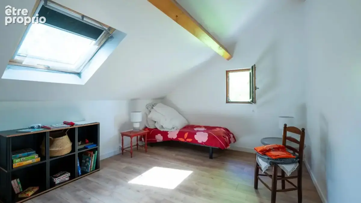 EXCLUSIVITE - Agréable Propriété de caractère avec spacieuse mai - photo 16