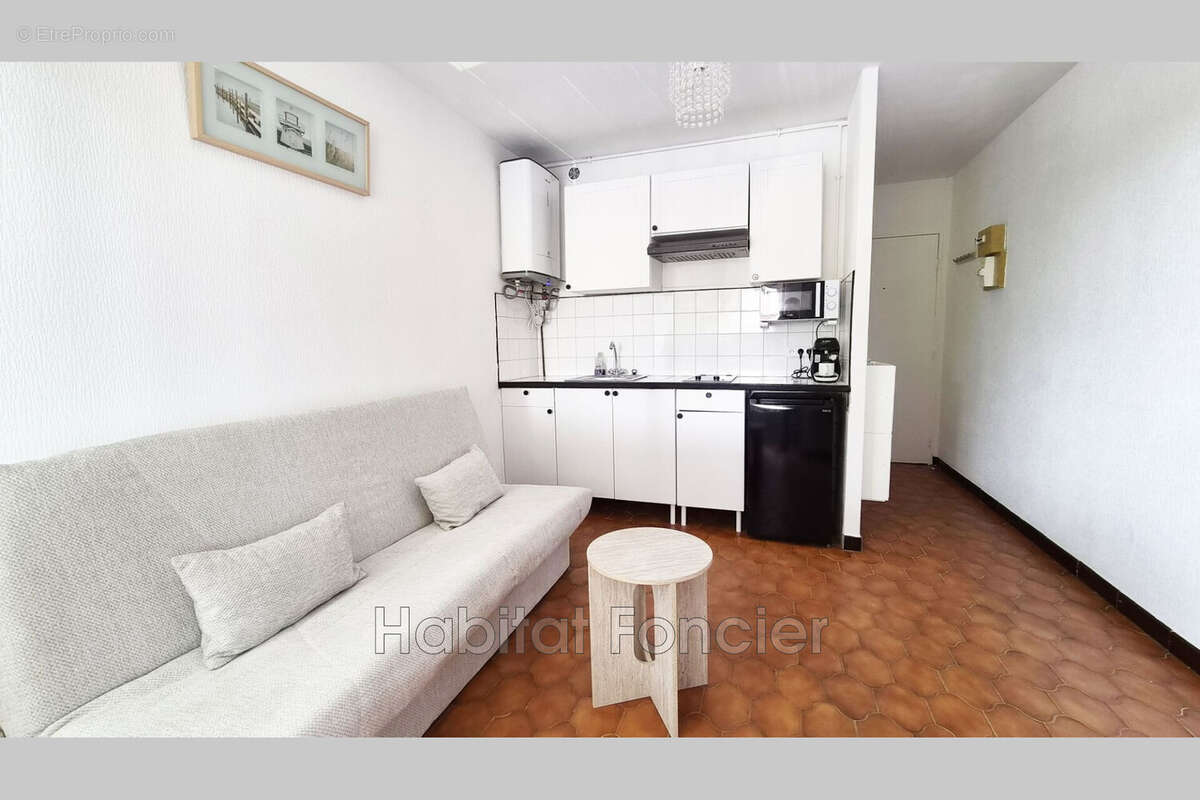 Appartement 1 pièce 15 m² à vendre à Canet-En-Roussillon (66140) - photo 2