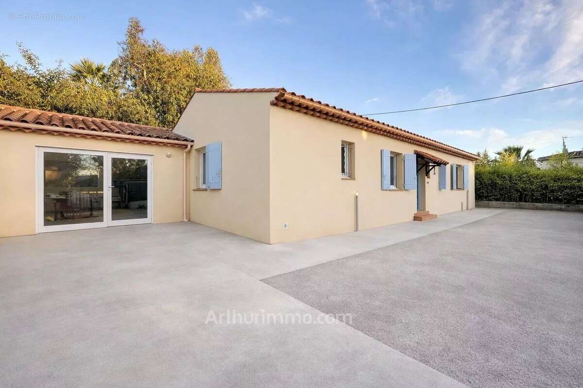 Maison à MOUANS-SARTOUX