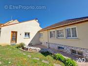 Photo 1 - Maison à AULNAY-SUR-MAULDRE