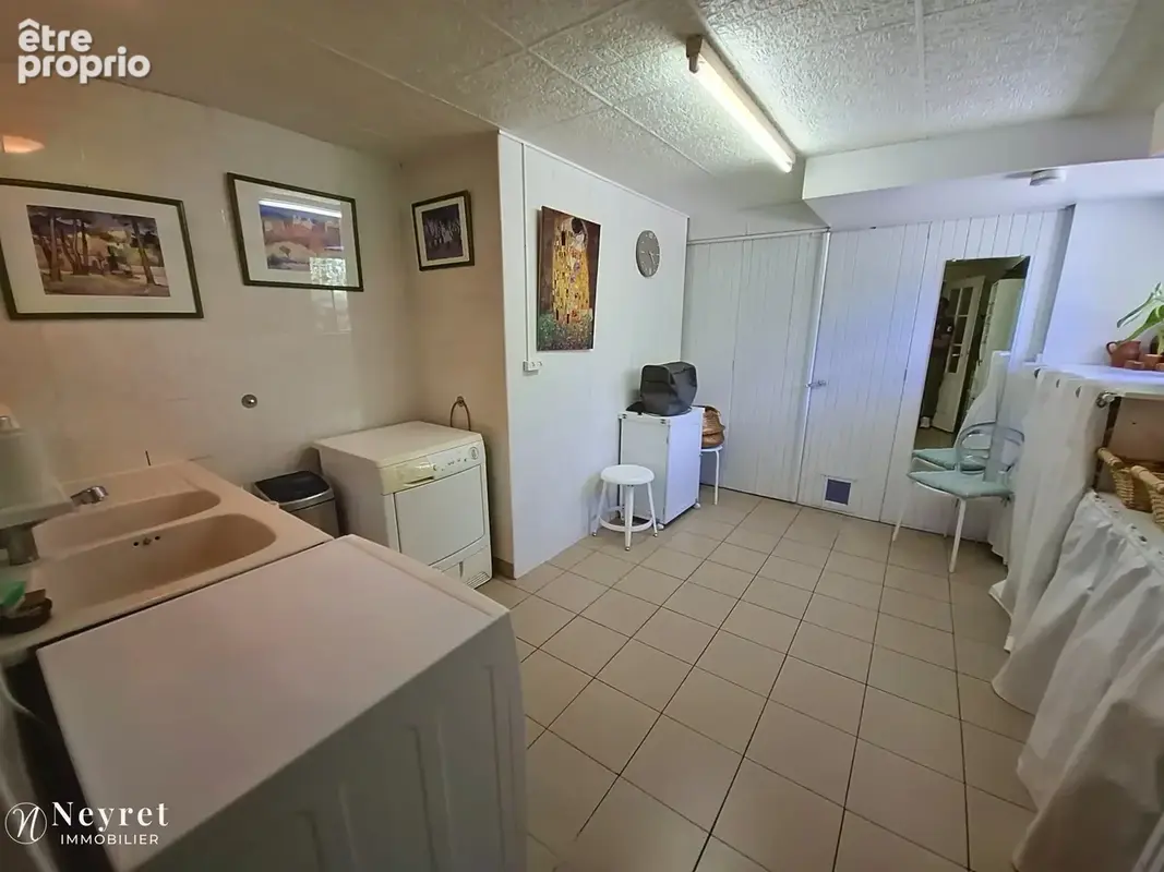 Coup de cœur assuré sur ce bien d'exception de 180 m2 sur 1000 m2 paysagé / 5 chambres - photo 18