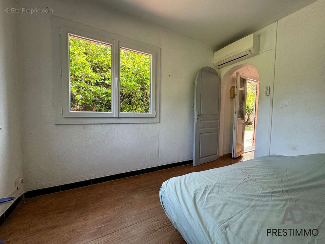 Maison à SANTA-LUCIA-DI-MORIANI