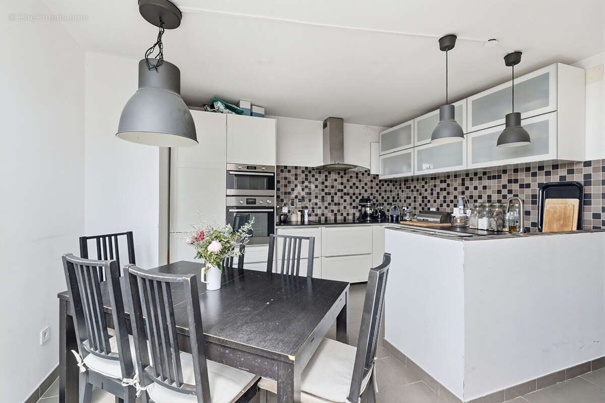 Appartement Saint Germain En Laye 5 pièce(s) 91.79 m2 - photo 3