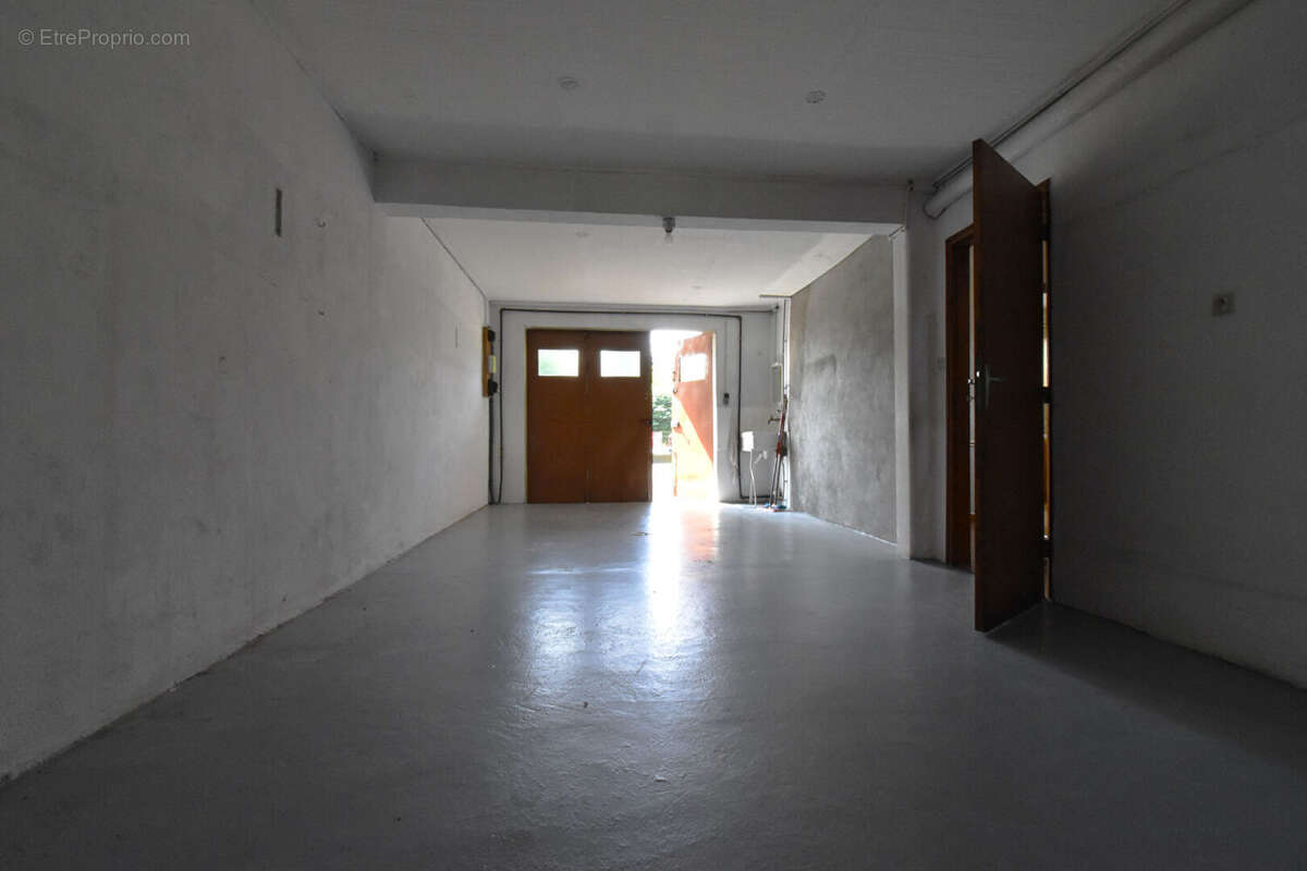 Maison à ARPAJON-SUR-CERE