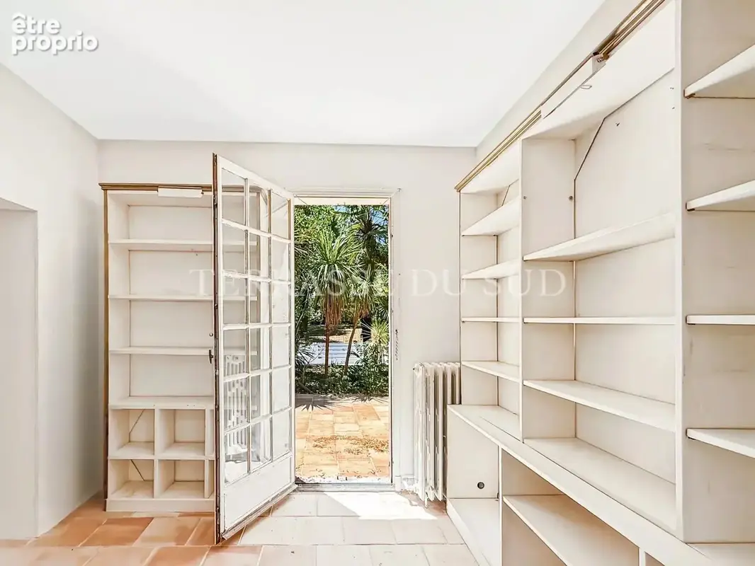 Vente Maison 10 Pièces de 229 m2 sur Parcelle de 2 558 m2 avec Terrasses, Piscine, Garages, au Calme Absolu - Puyricard - Aix en - photo 16