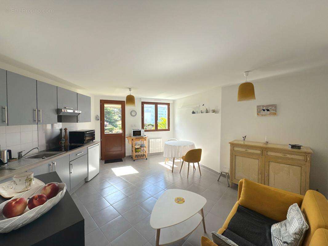 Appartement à SAINT-PHILIBERT