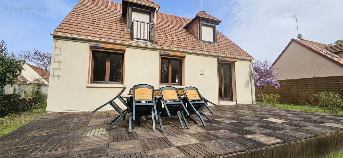 Maison à LA FERTE-ALAIS