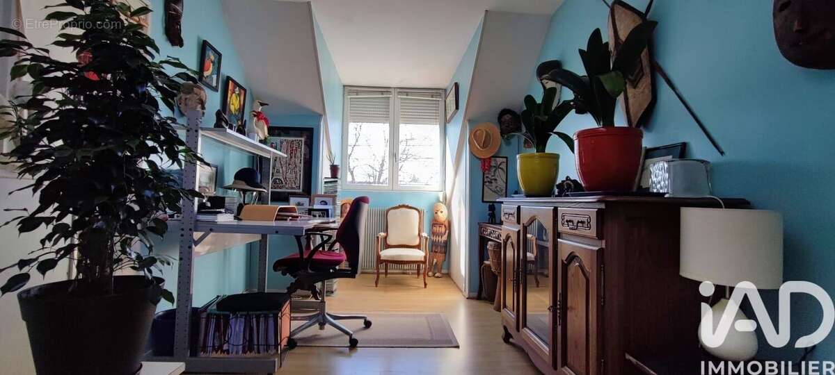 Maison 89 m² à Croix  - photo 9