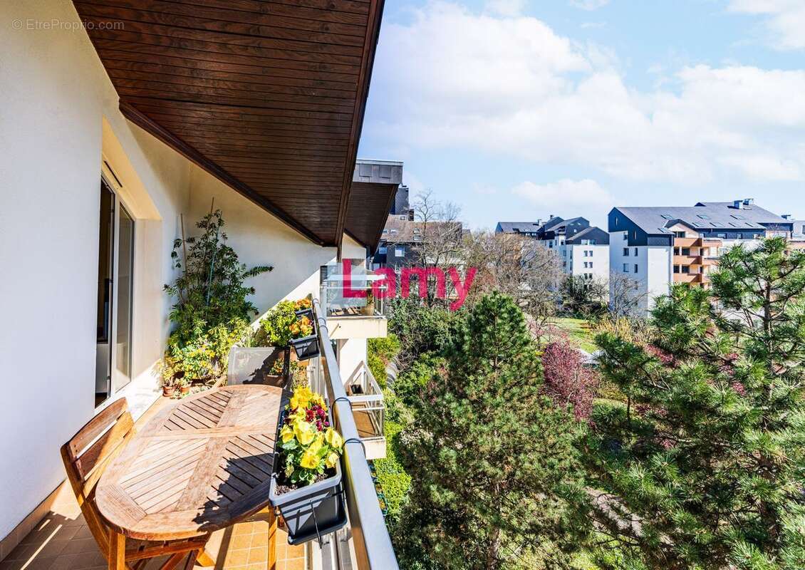 Appartement à NOGENT-SUR-MARNE