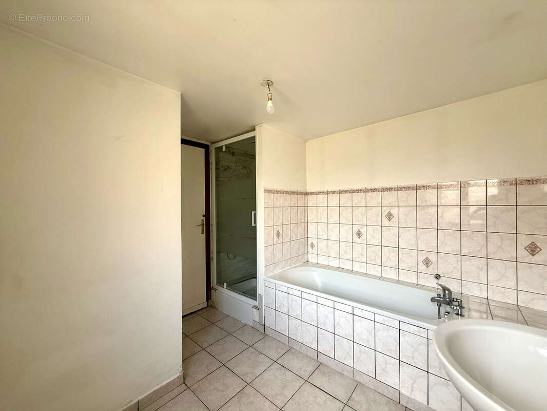 Rollot - 92m2 - maison - 3 chambres - grange - dependance - jardin - photo 8