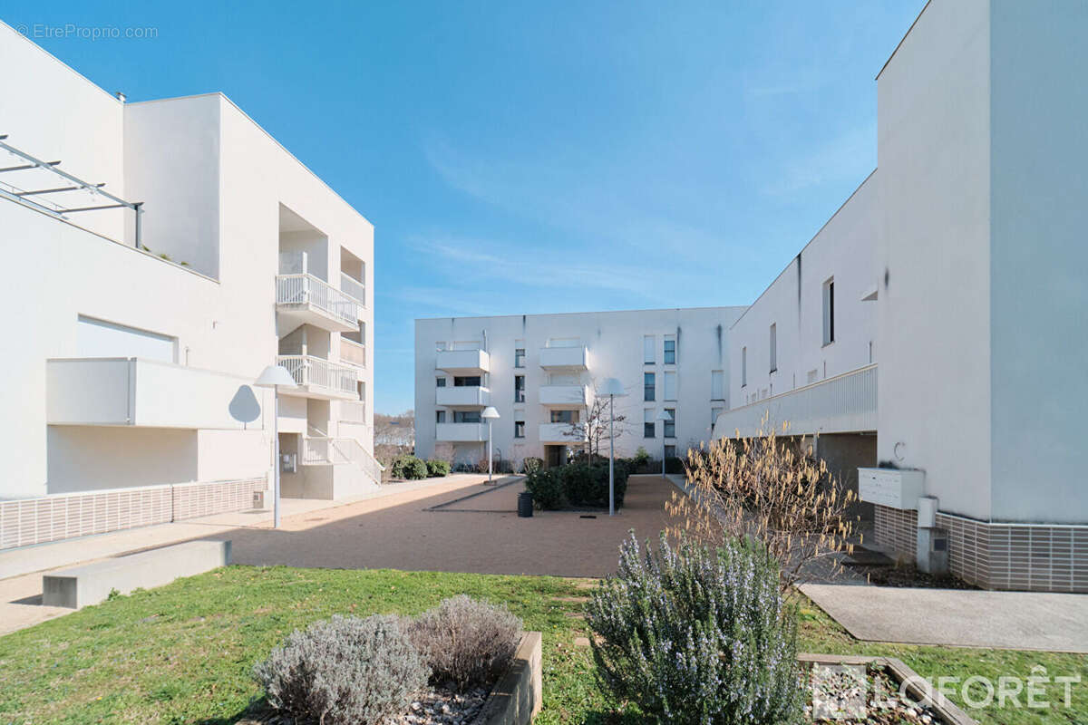Appartement à SAINT-PRIEST